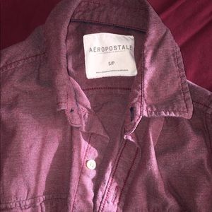 Button down aeropostale shirt//Maroon color
